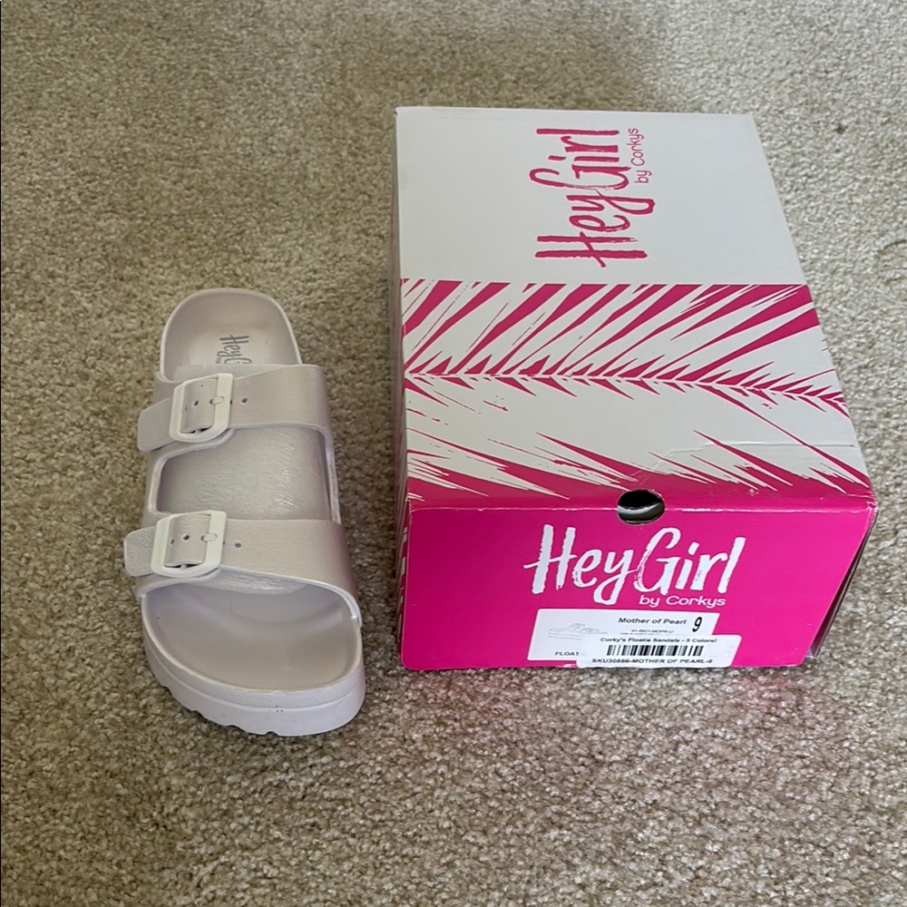 Women’s Sandals - Cream
